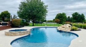 inground-freeform-pool-with-features
