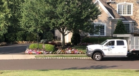 Front-yard-landscaping