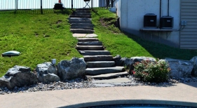 Pool-Entryway